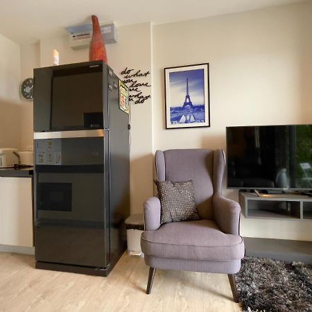 The Base Deluxe Kingsize Lägenhet Pattaya Exteriör bild