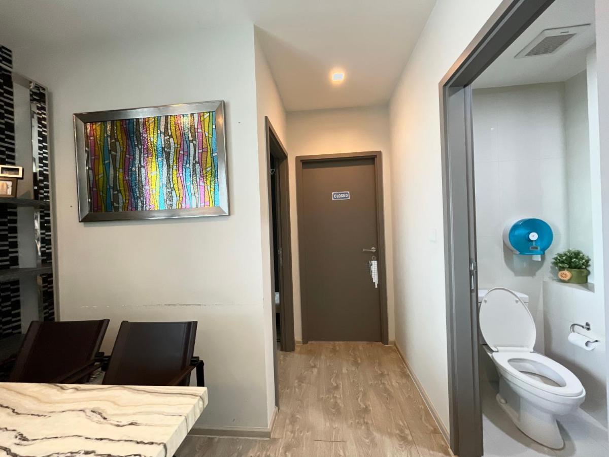 The Base Deluxe Kingsize Lägenhet Pattaya Exteriör bild