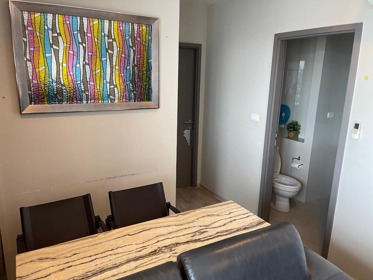 The Base Deluxe Kingsize Lägenhet Pattaya Exteriör bild